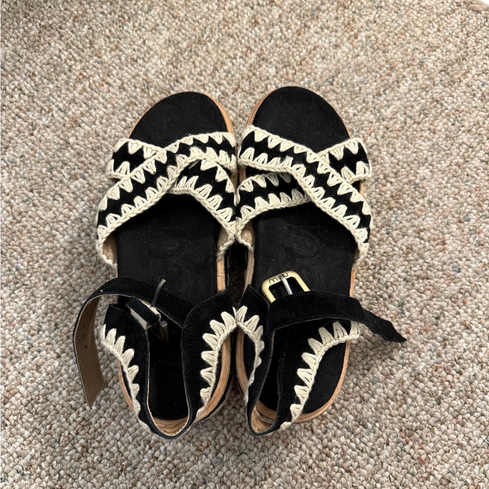 Mou Black and Cream Women's Sandals